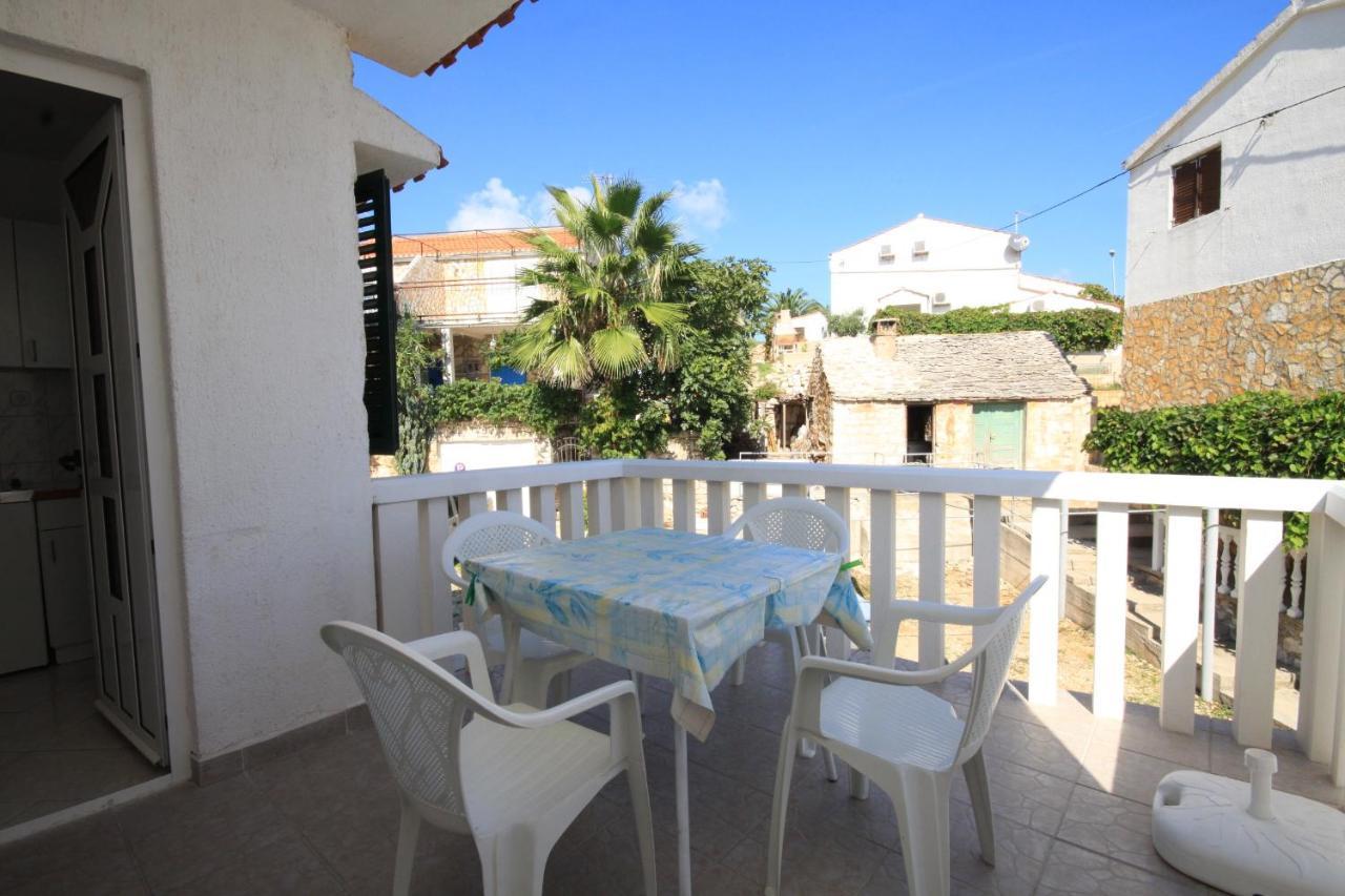 Apartments By The Sea Rukavac, Vis - 2478 Eksteriør billede